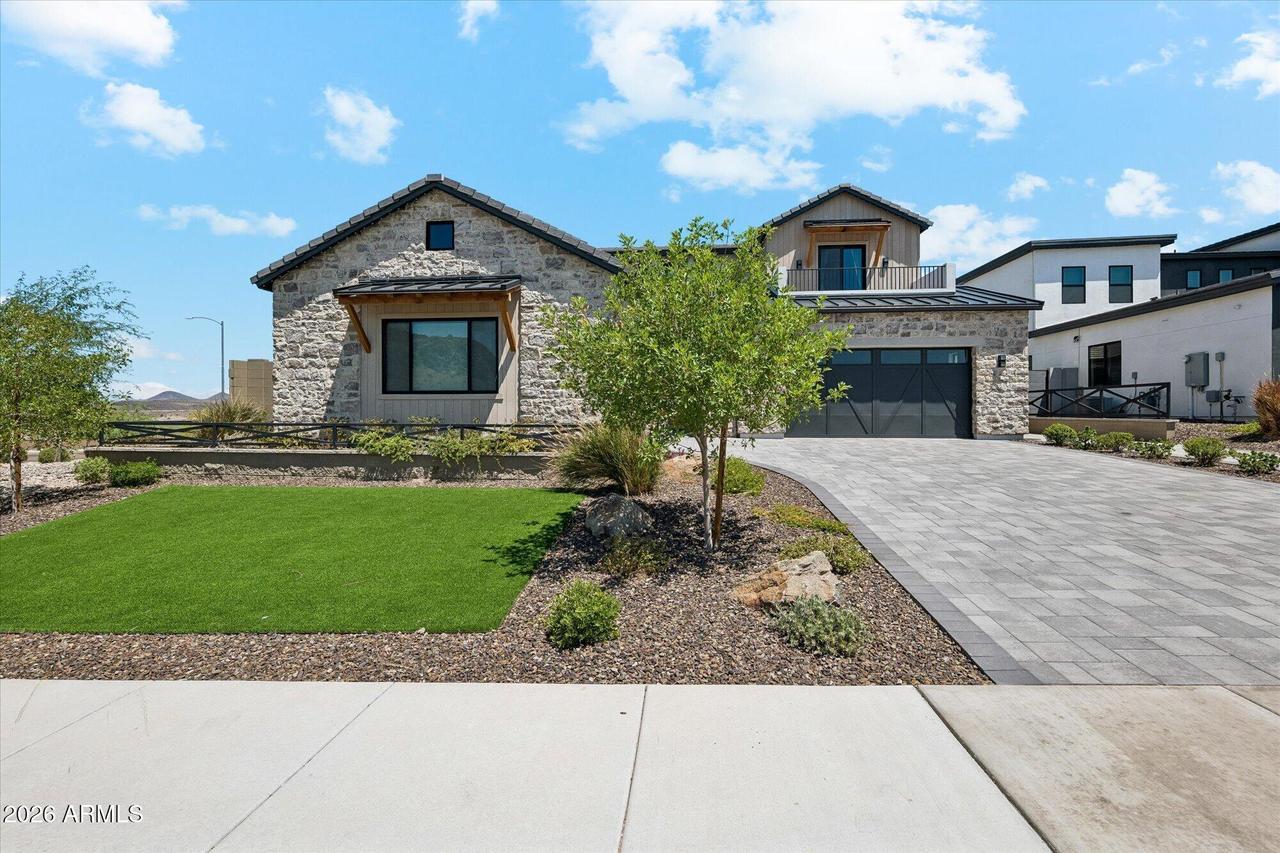 9880 W Black Hill Rd., Peoria, AZ 85383