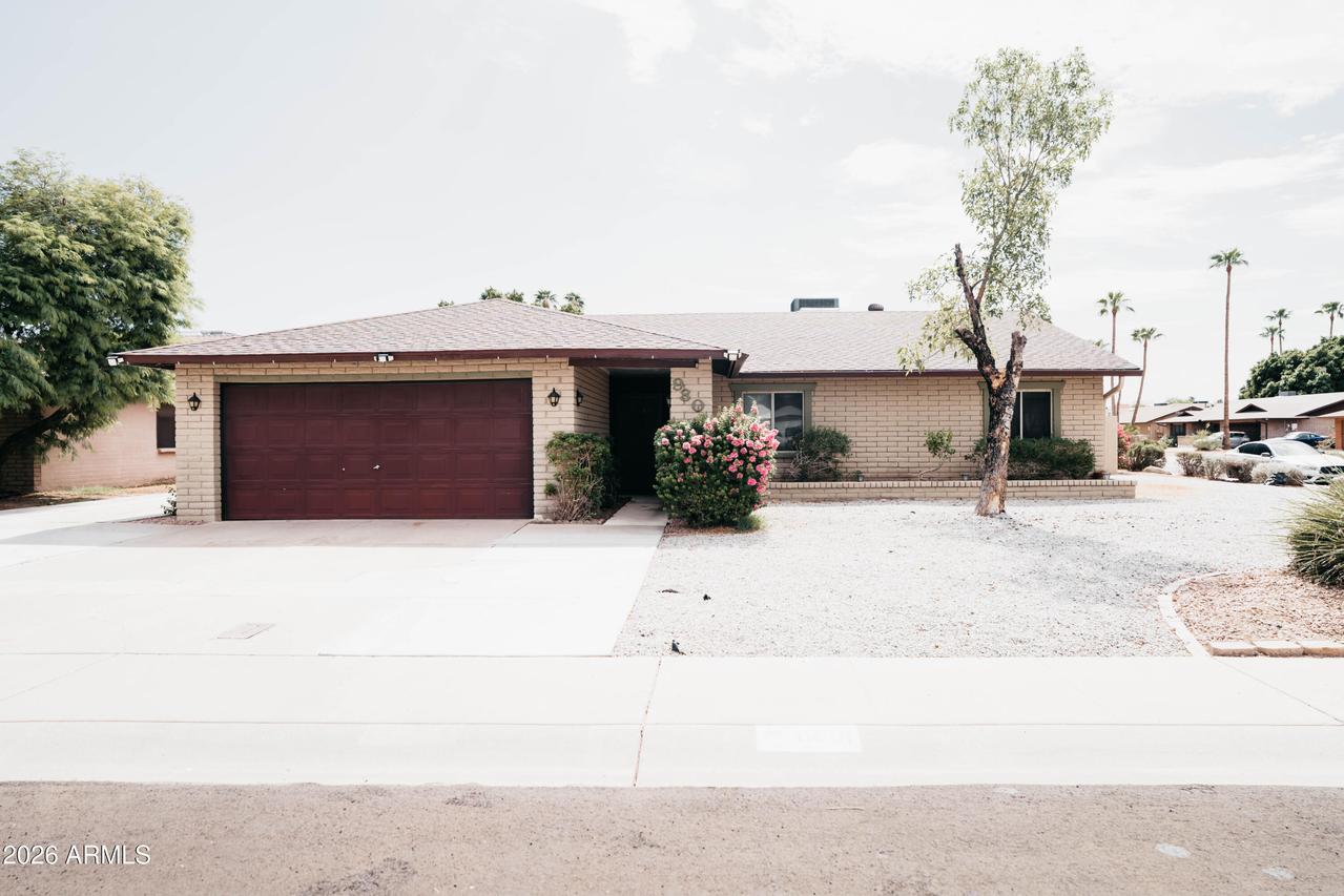 9801 N 49th Ln., Glendale, AZ 85302