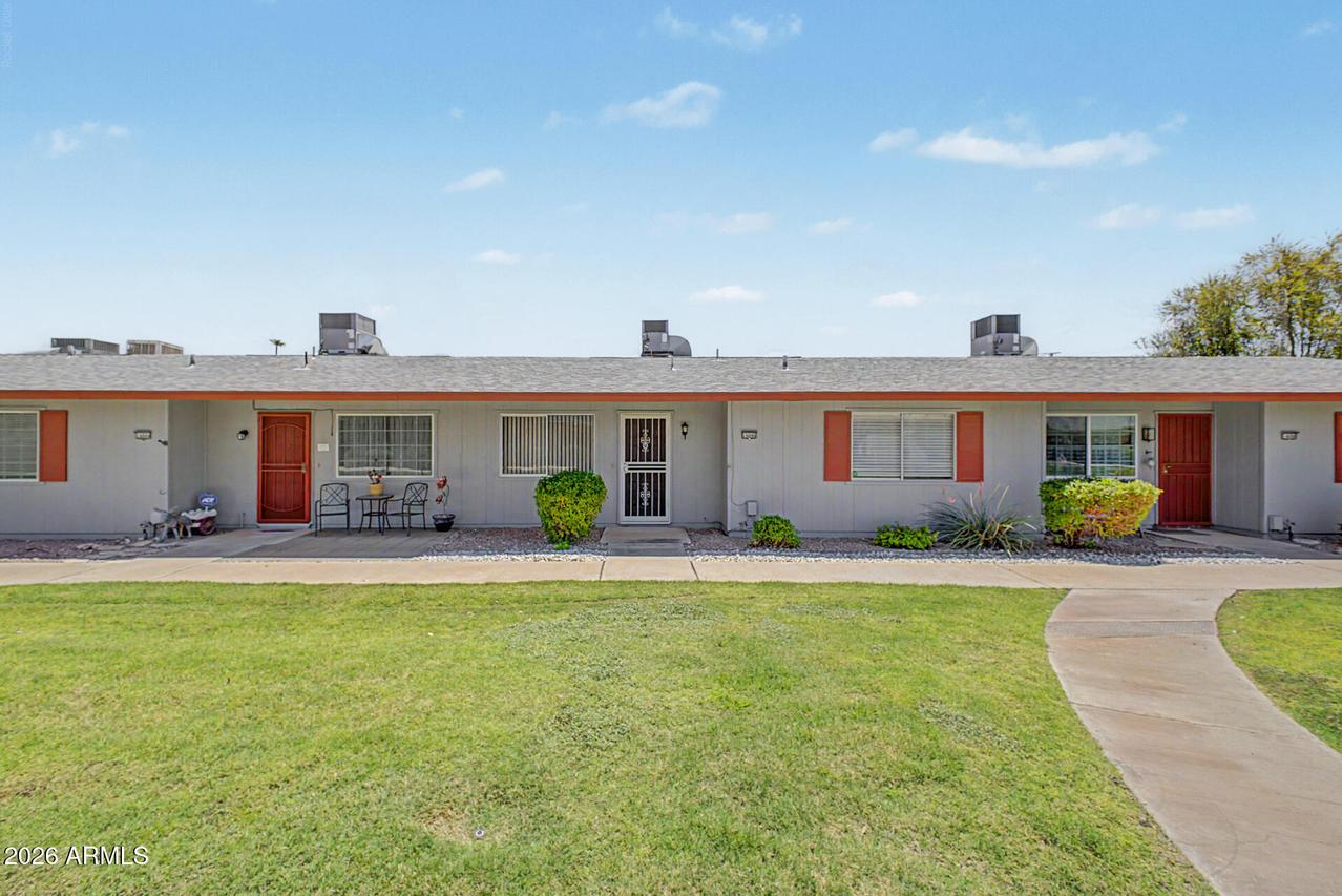 14046 N Newcastle Dr., Sun City, AZ 85351