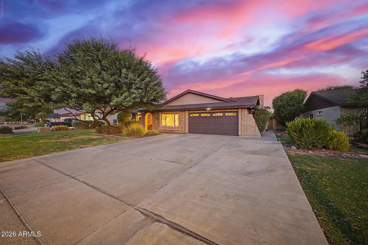 5309 W Sweetwater Ave., Glendale, AZ 85304