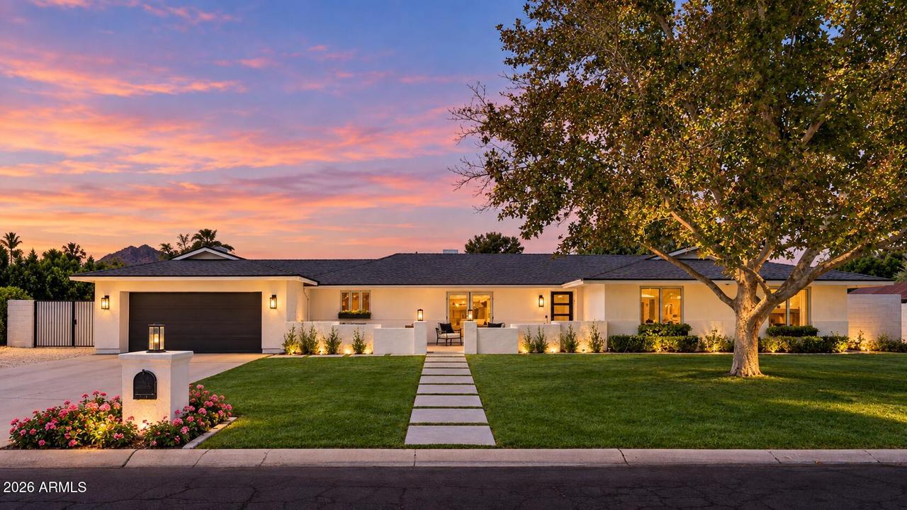 5242 N Woodmere Fairway, Scottsdale, AZ 85250
