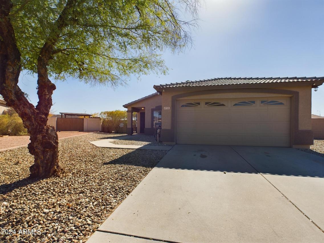 8735 W Royal Palm Rd., Peoria, AZ 85345