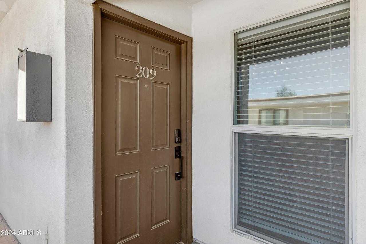 3619 E Monterosa St. #209, Phoenix, AZ 85018