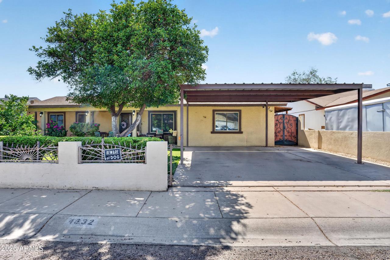 4832 N 63rd Dr., Phoenix, AZ 85033