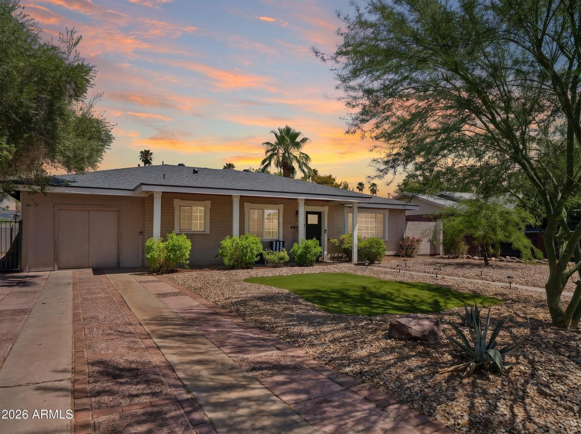 404 E Palm St., Litchfield Park, AZ 85340