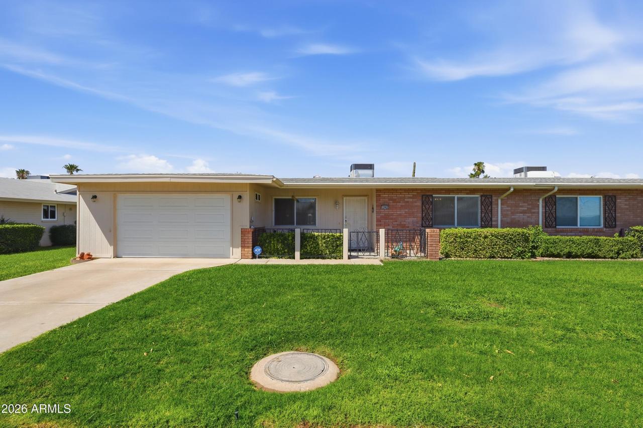 10869 W Clair Dr., Sun City, AZ 85351