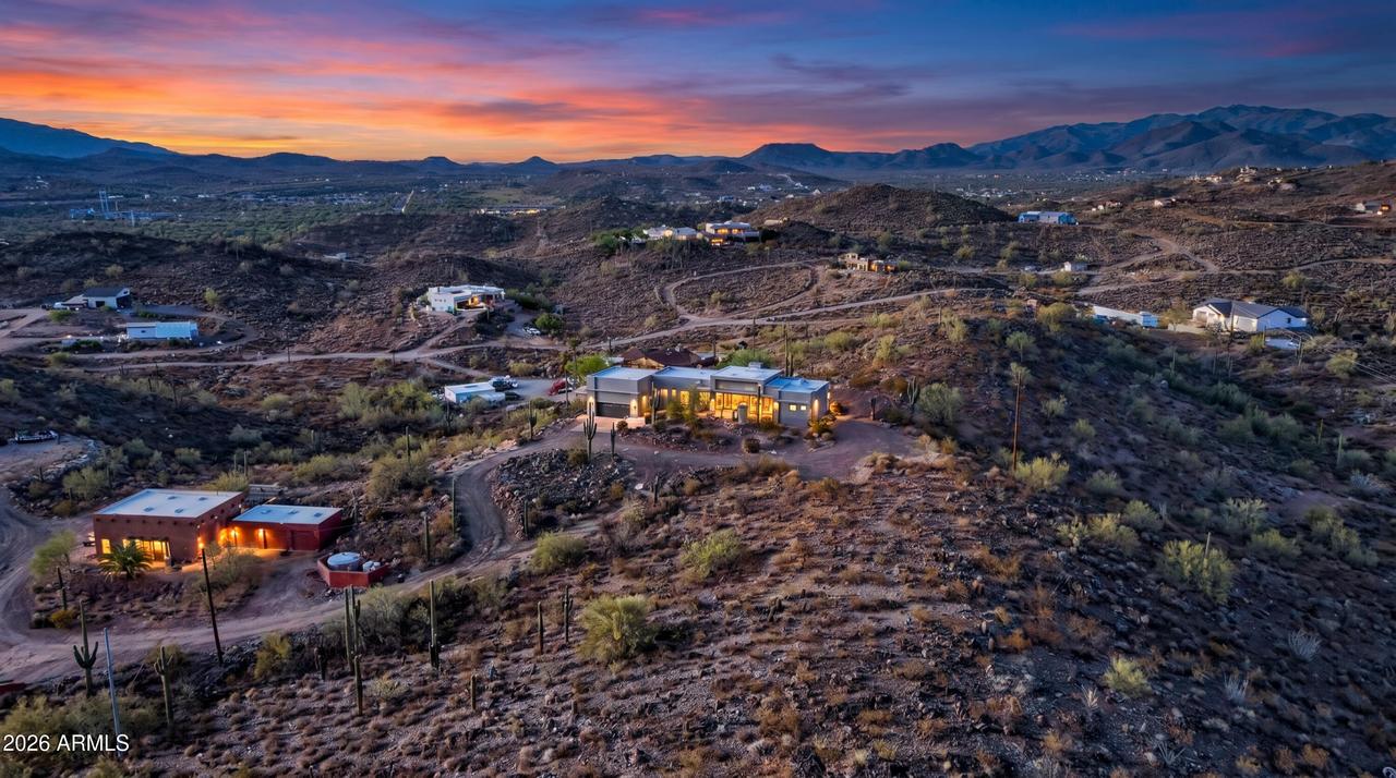 46208 N 37th Ave., New River, AZ 85087