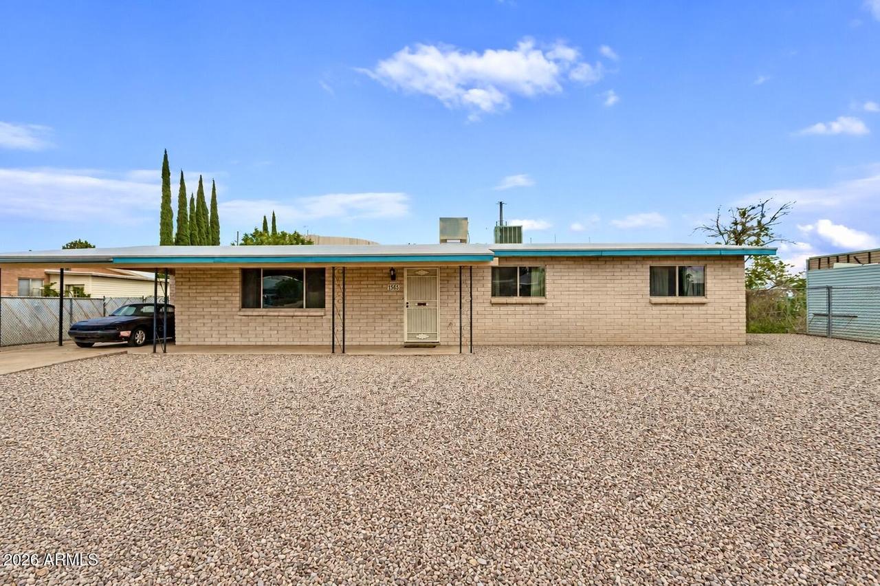 565 Earl Dr., Sierra Vista, AZ 85635