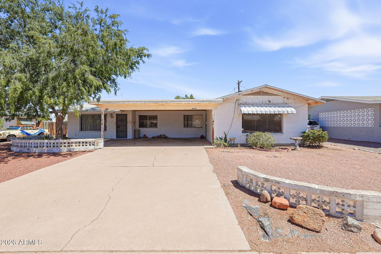 5220 E Boise St., Mesa, AZ 85205