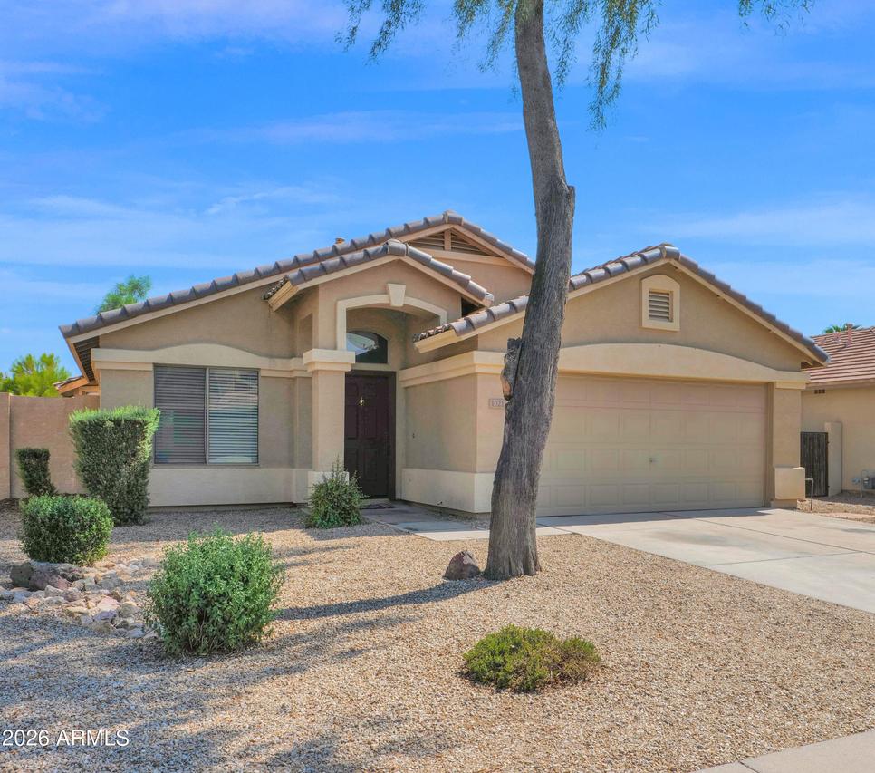 10215 E Kiva Ave., Mesa, AZ 85209