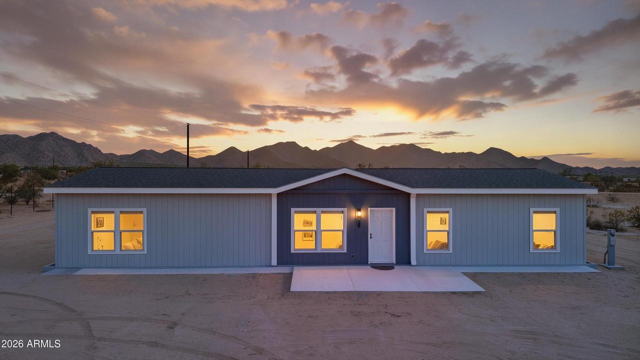 55 N Warren Rd., Maricopa, AZ 85139