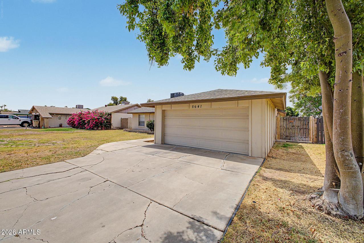 5641 W Vogel Ave., Glendale, AZ 85302