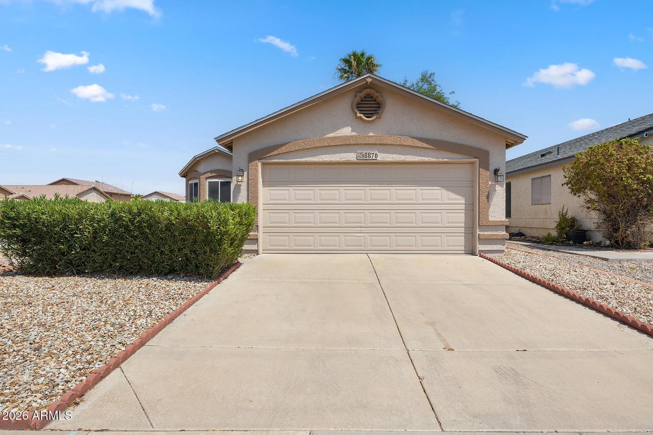 8876 W Charleston Ave., Peoria, AZ 85382