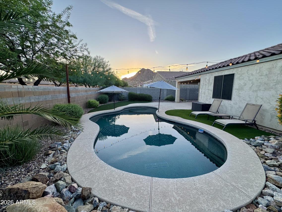4365 W Pelotazo Way, San Tan Valley, AZ 85144