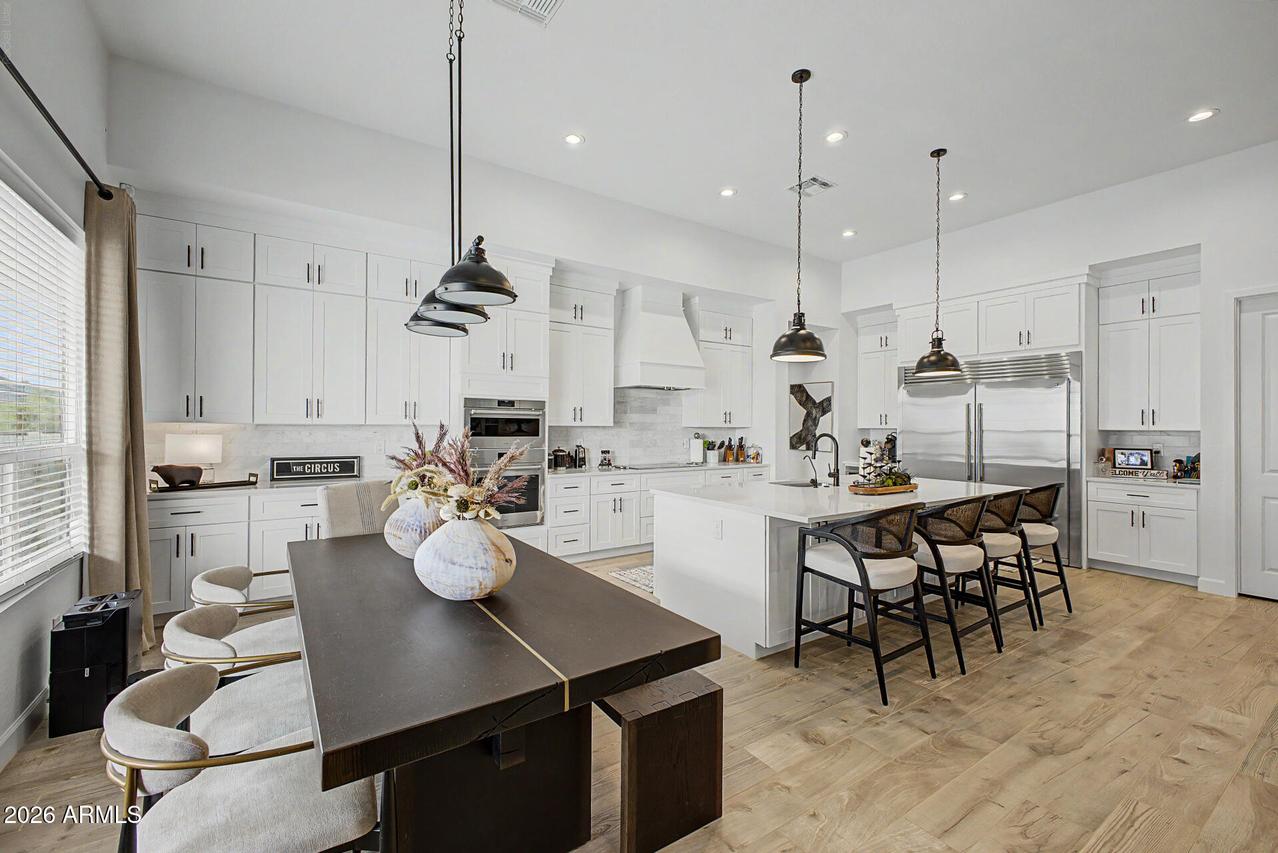 39012 N 6th Dr., Phoenix, AZ 85086