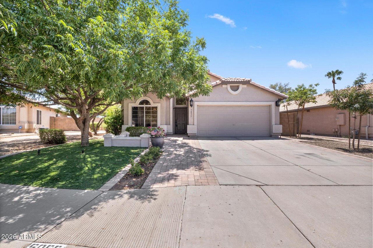5055 E Hilton Ave., Mesa, AZ 85206