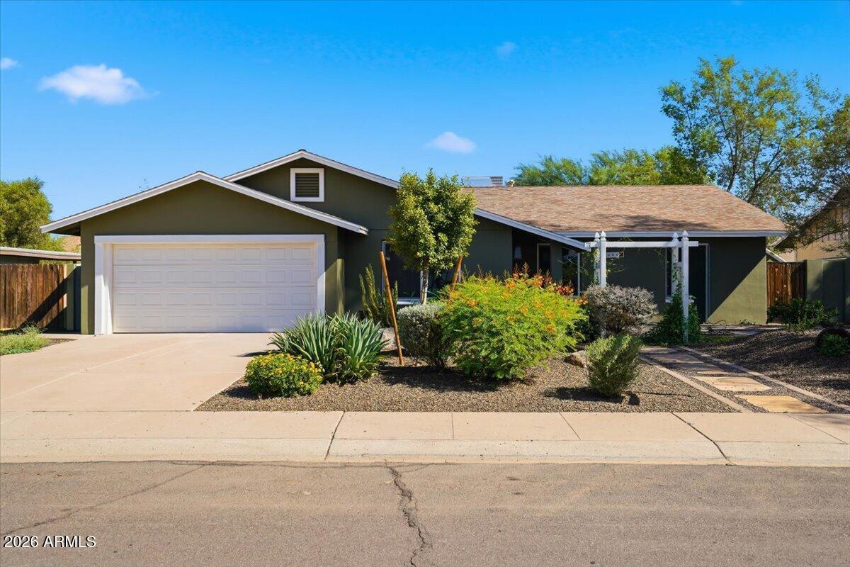 1506 E Broadmor Dr., Tempe, AZ 85282