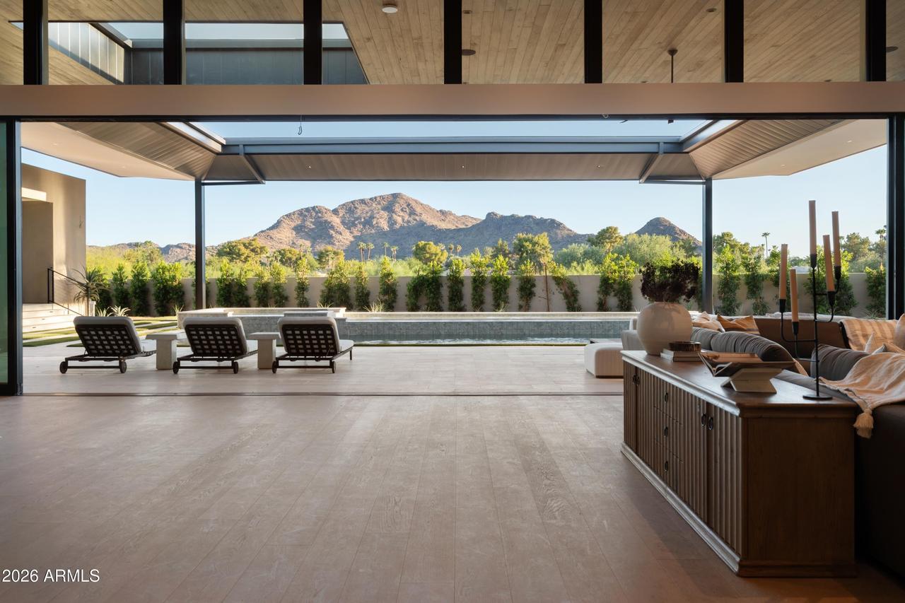 5909 E Sanna St., Paradise Valley, AZ 85253