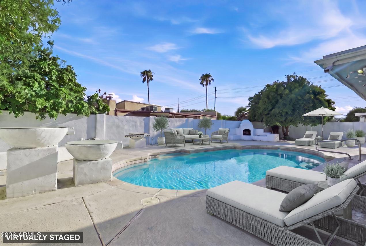 1415 W Tuckey Ln., Phoenix, AZ 85013