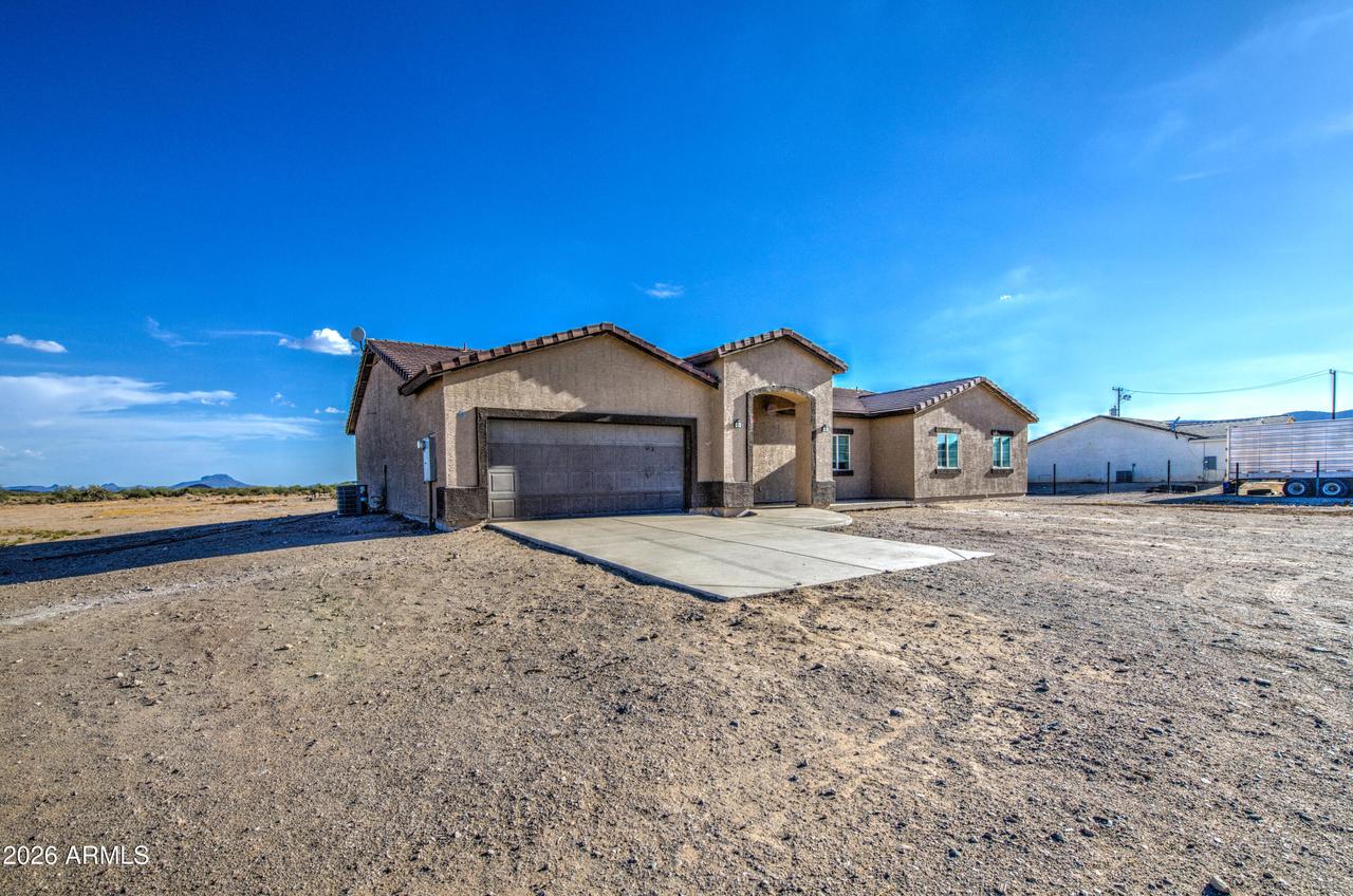 39425 W Buckeye Rd., Tonopah, AZ 85354