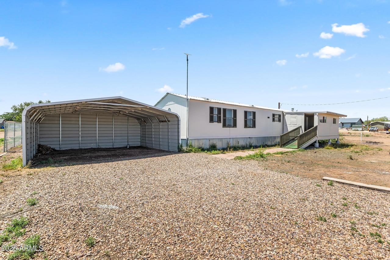 1460 W 8th St., St Johns, AZ 85936