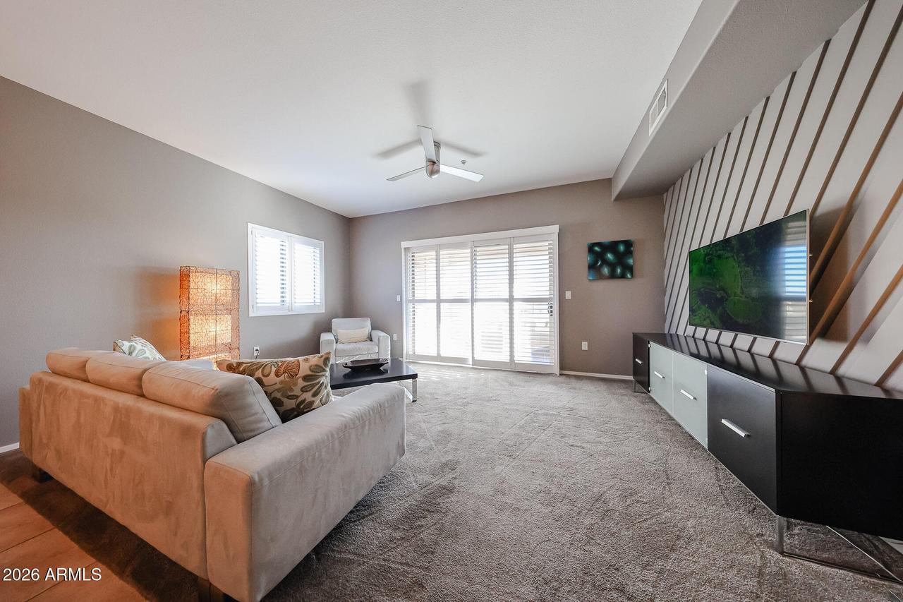 920 E Devonshire Ave. #4001, Phoenix, AZ 85014