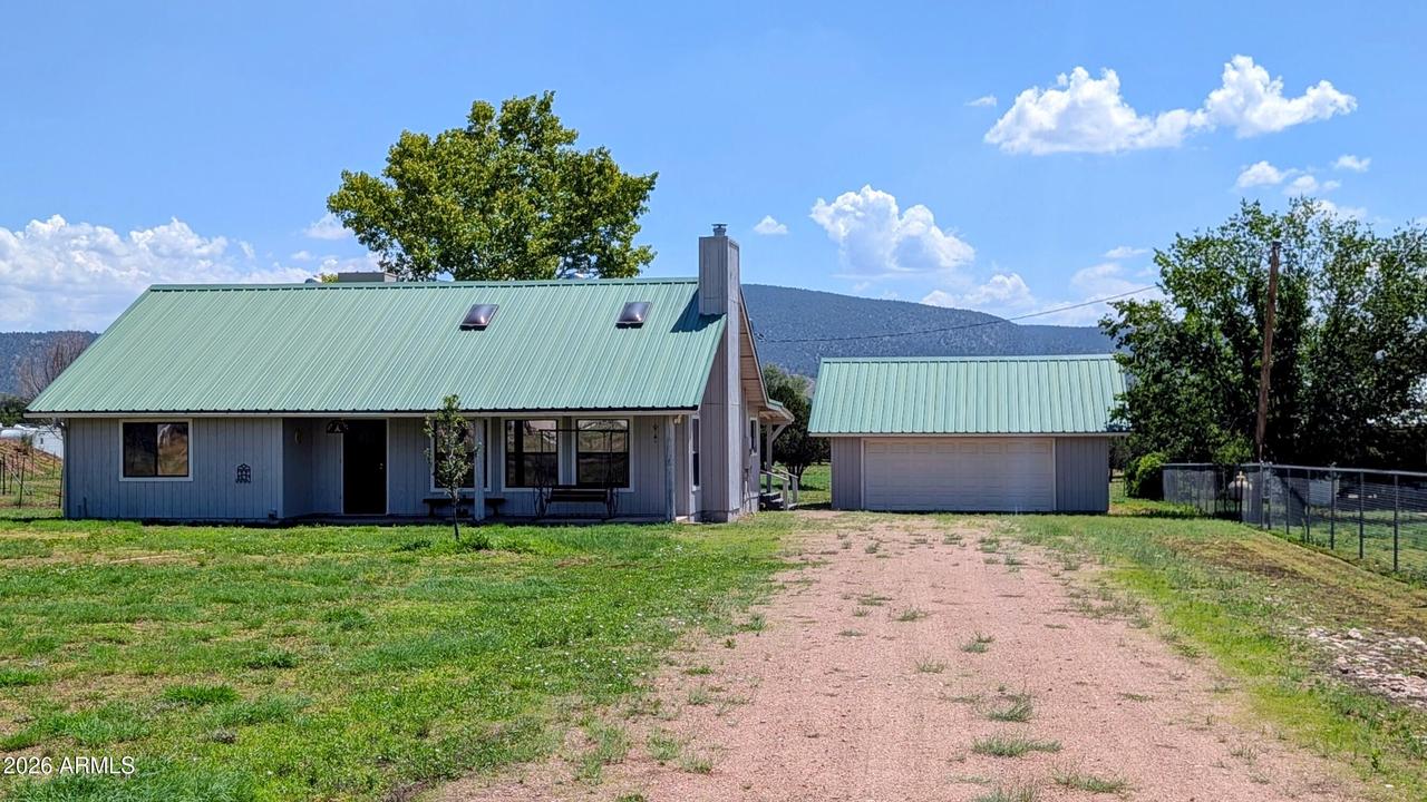 249 S Midway Ave., Young, AZ 85554