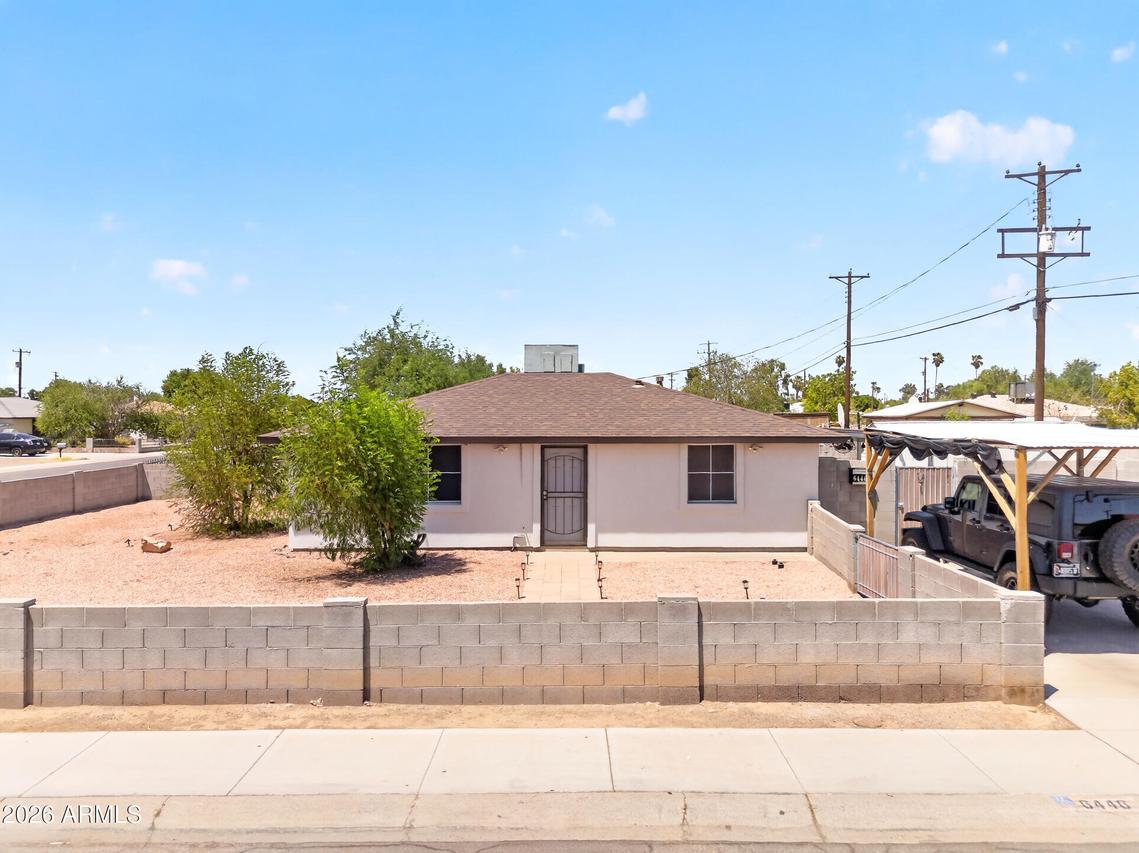 6446 W Piccadilly Rd., Phoenix, AZ 85033