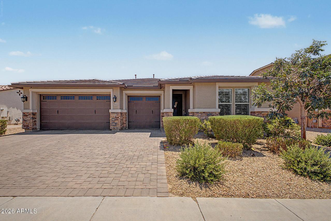7641 W Odeum Ln., Phoenix, AZ 85043