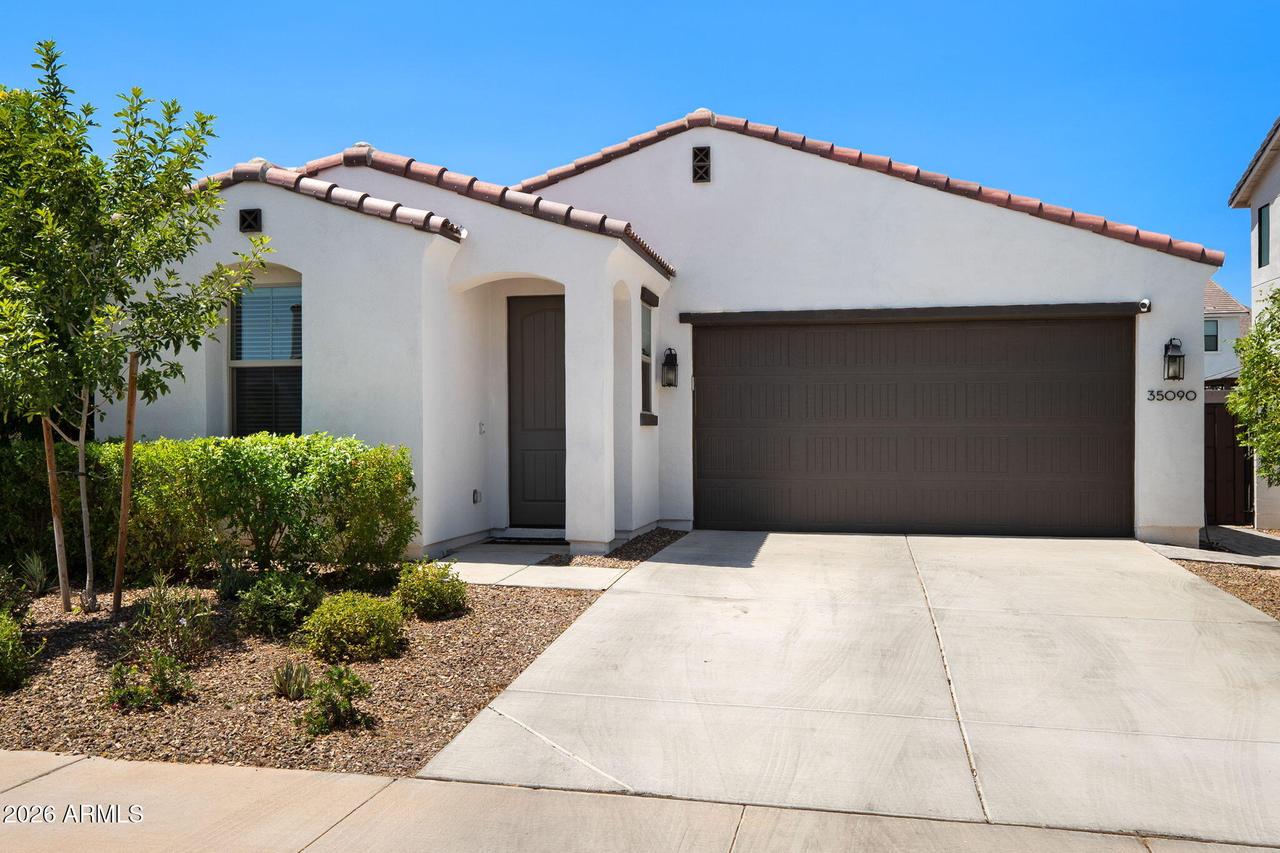 35090 N Lead Way, San Tan Valley, AZ 85144