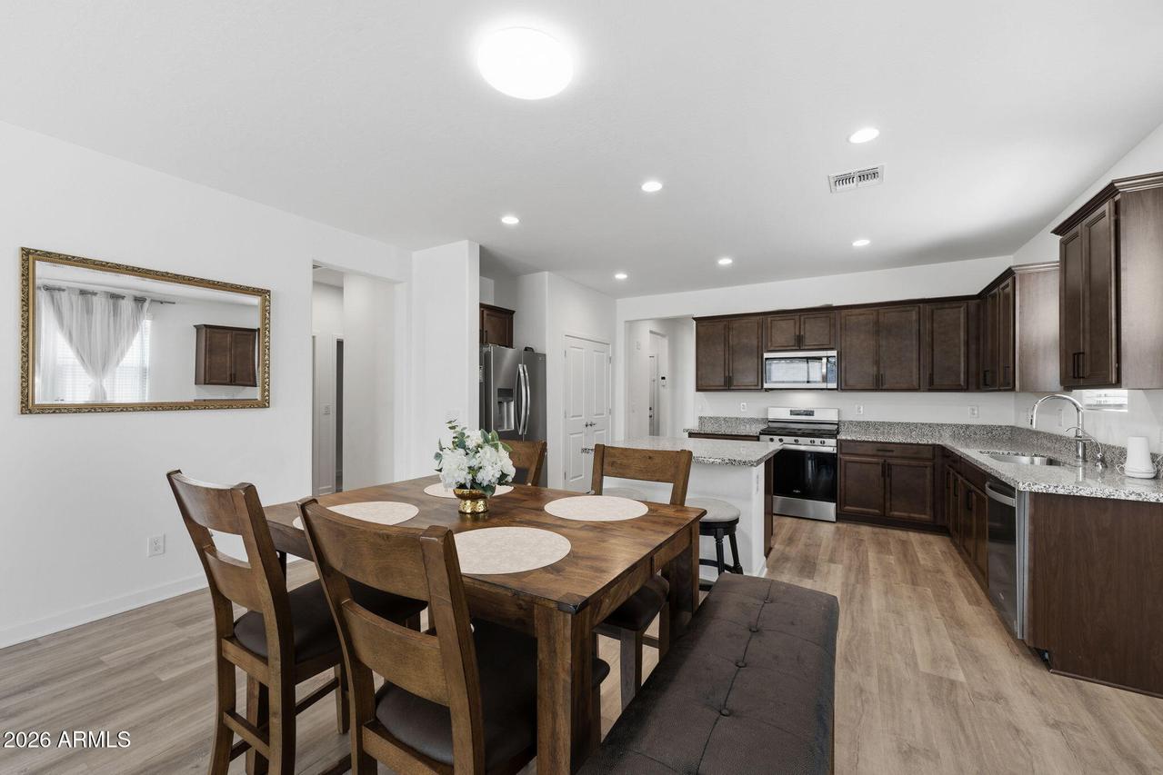 35090 N Lead Way, San Tan Valley, AZ 85144