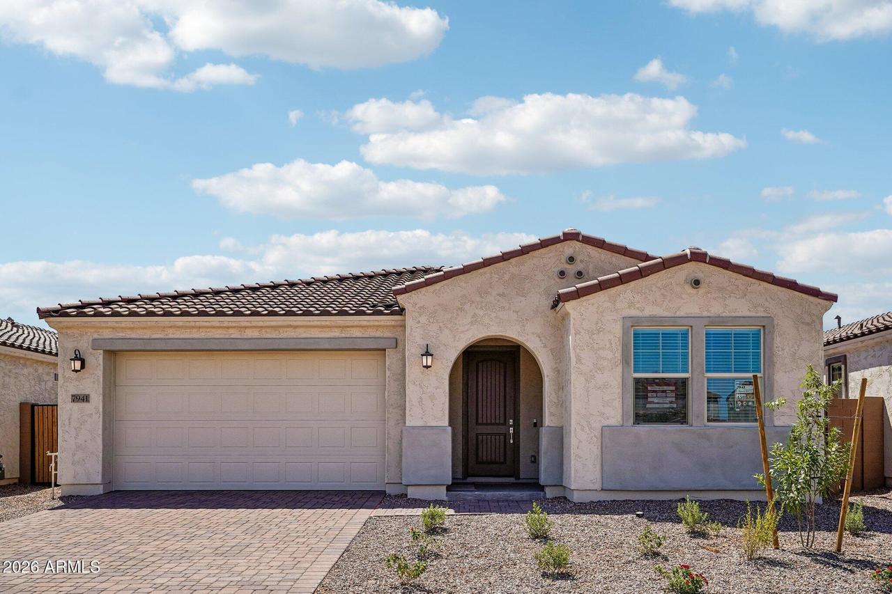 7941 E Renata Ave., Mesa, AZ 85212