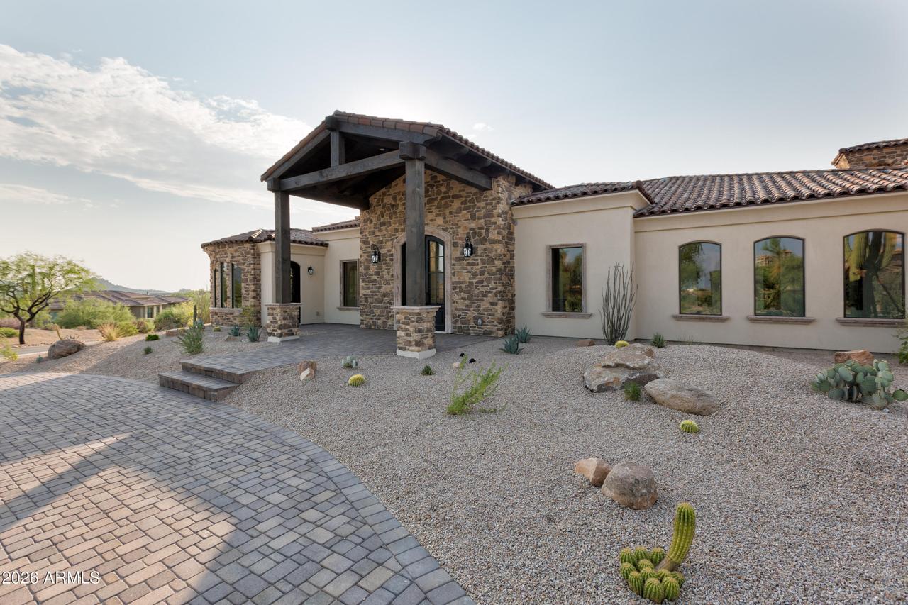 11346 E Monument Dr., Scottsdale, AZ 85262