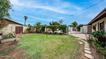 2908 E Cactus Rd., Phoenix, AZ 85032