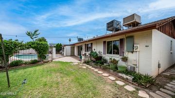 2908 E Cactus Rd., Phoenix, AZ 85032