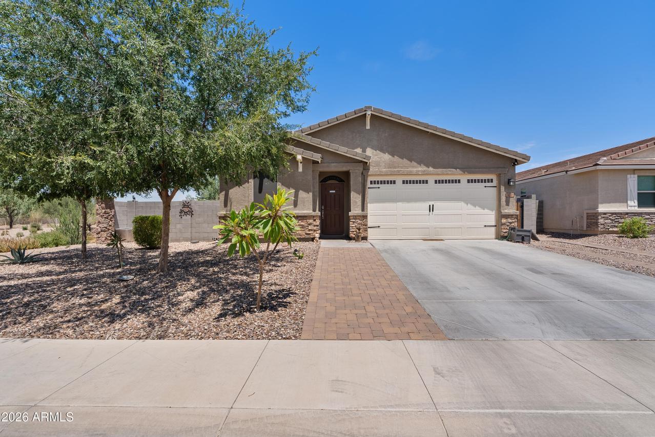 400 W Chaska Tr., San Tan Valley, AZ 85140