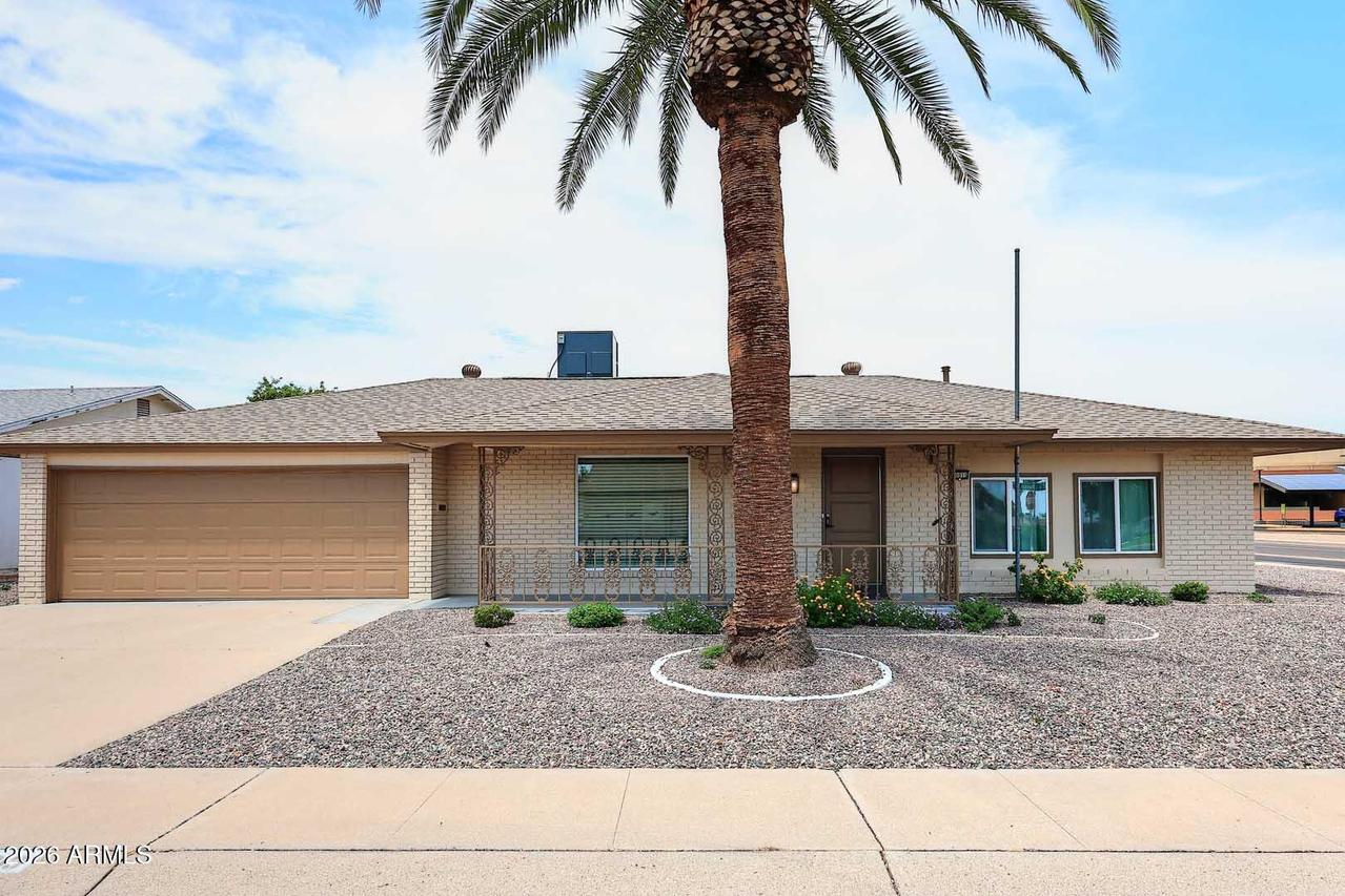 10013 W Desert Forest Cir., Sun City, AZ 85351
