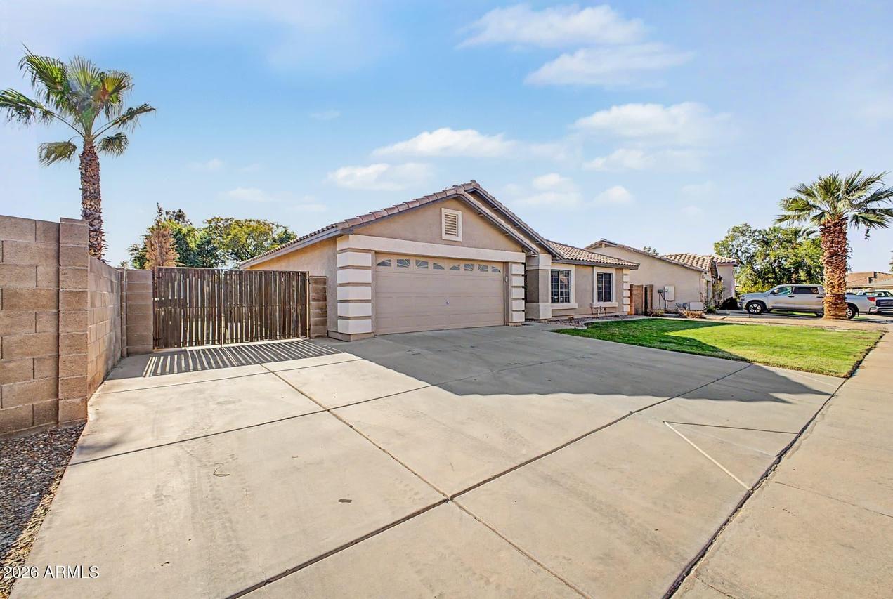 2228 S Banning St., Gilbert, AZ 85295