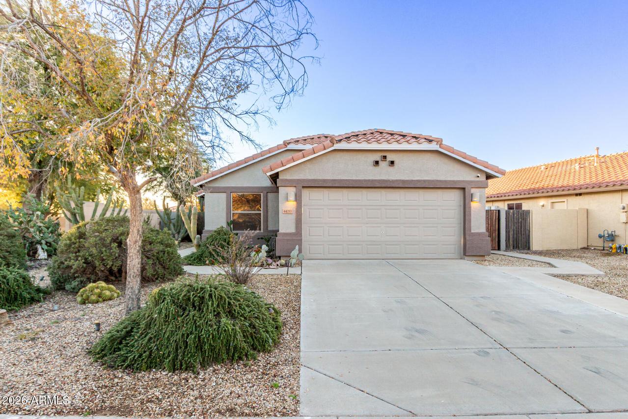 44213 W Cypress Ln., Maricopa, AZ 85138