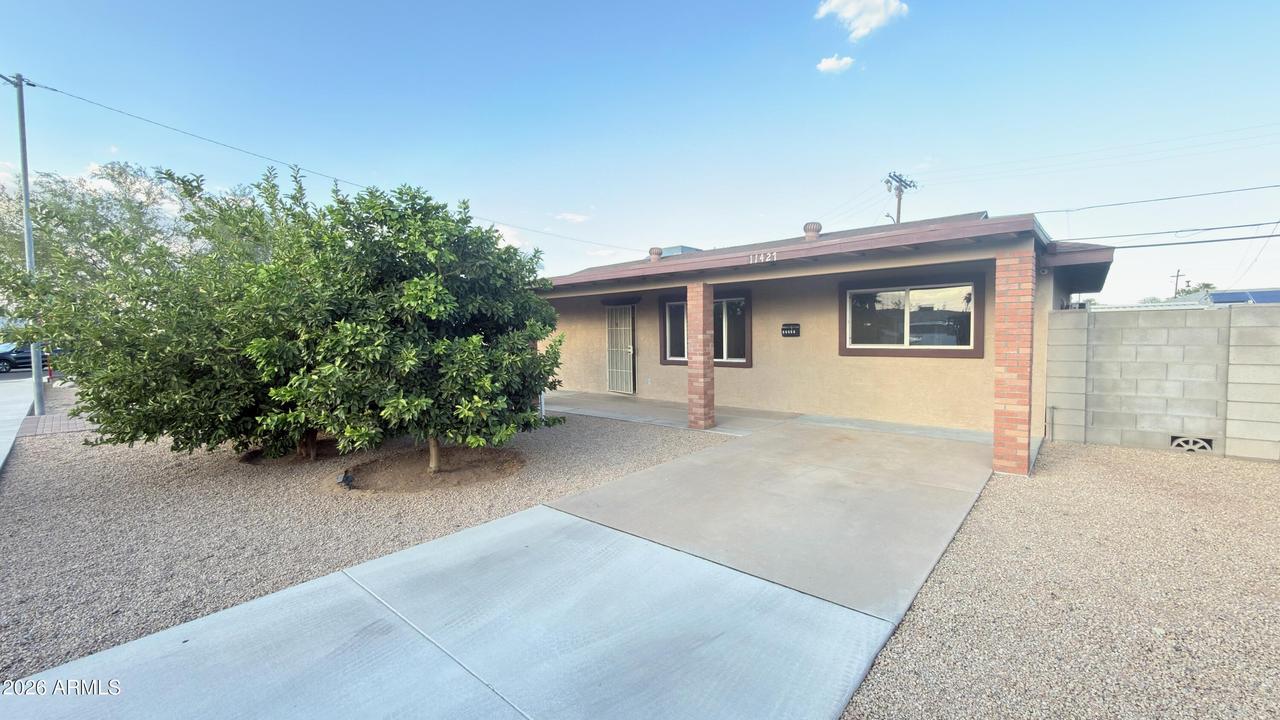 11427 N 112th Dr., Youngtown, AZ 85363
