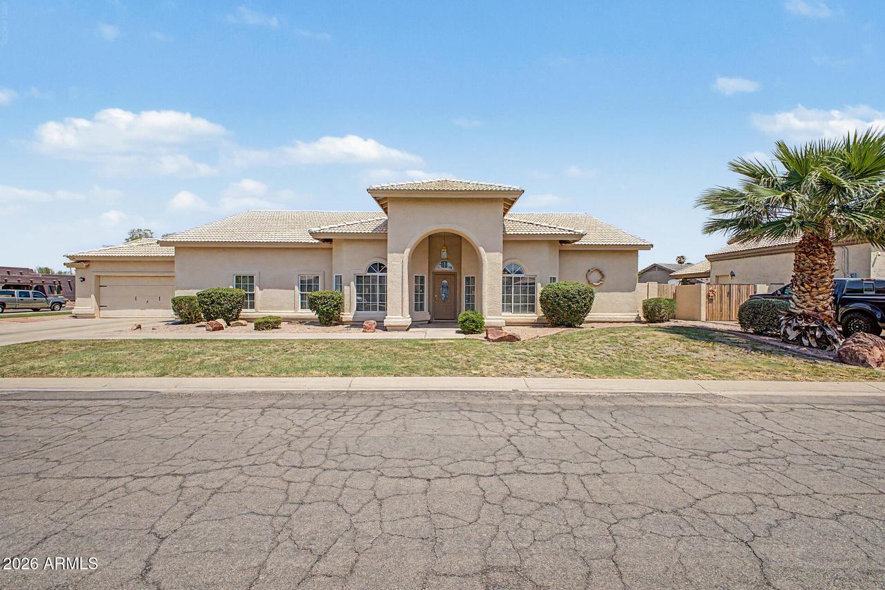 1210 E Clearview Dr., Casa Grande, AZ 85122
