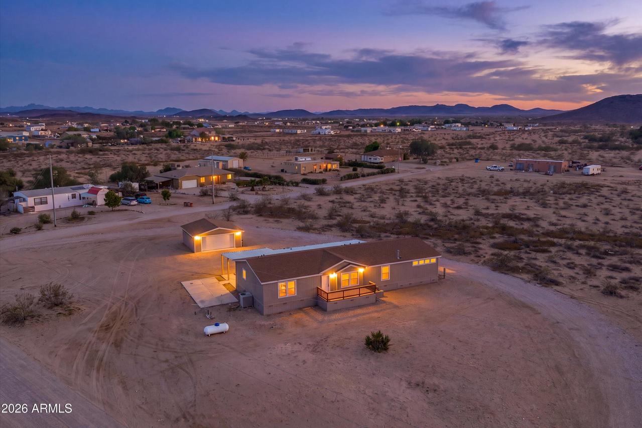 3016 S 375th Ave., Tonopah, AZ 85354