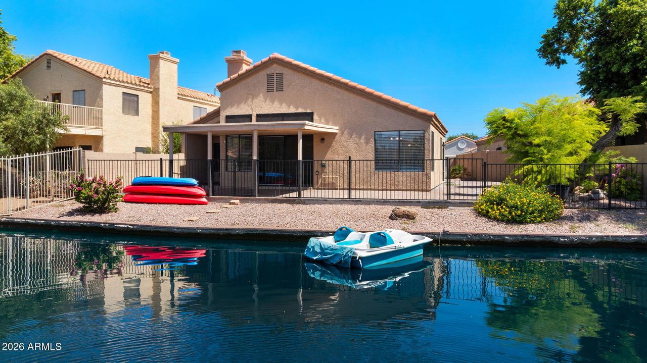 329 E Vaughn Ave., Gilbert, AZ 85234