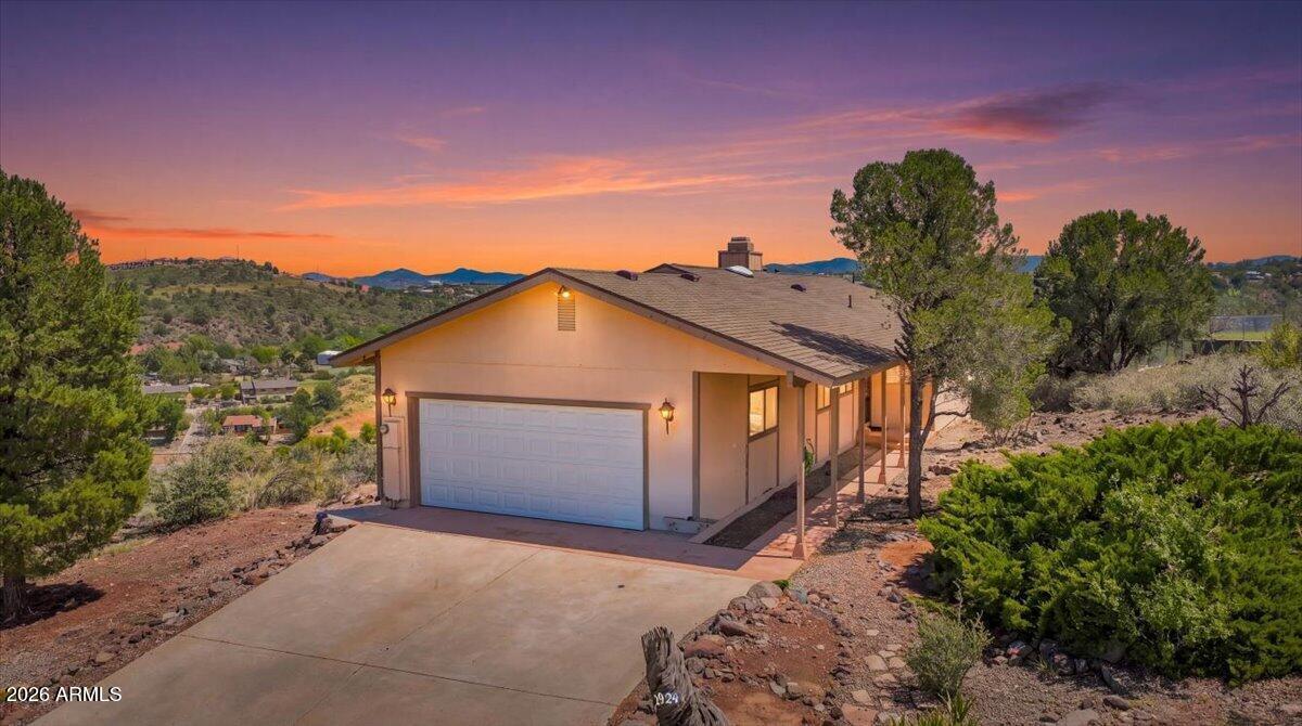 2924 Dell View Ln., Prescott, AZ 86305