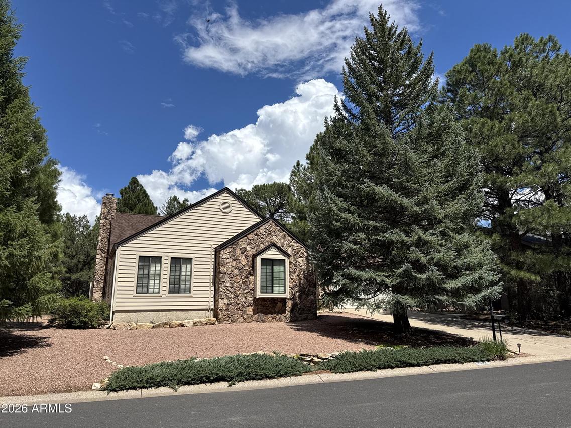 1900 N Rain Tree Rd., Flagstaff, AZ 86004