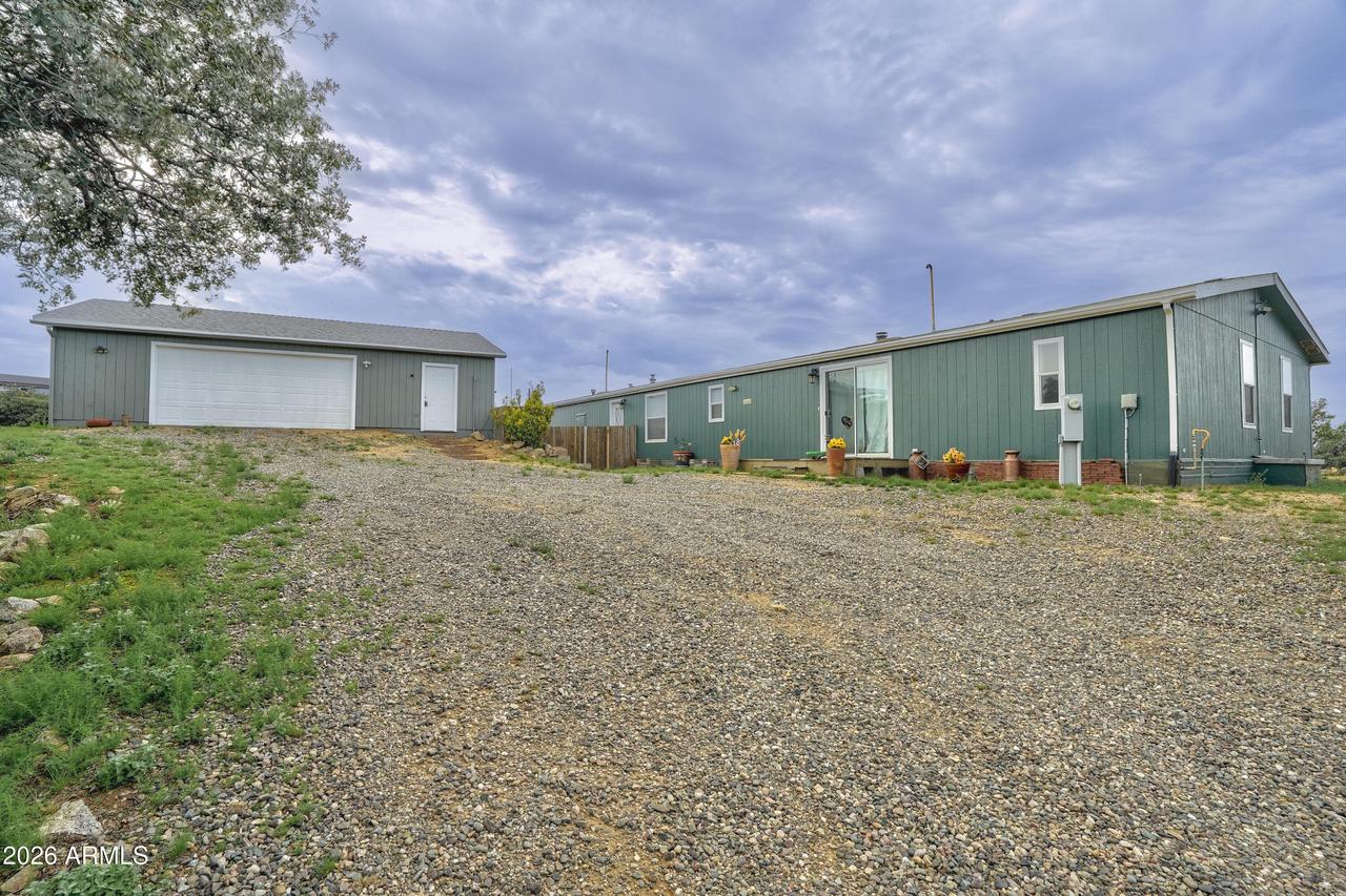 1075 N Ambassador Rd., Dewey, AZ 86327