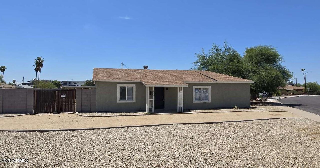 203 W Mission Ln., Phoenix, AZ 85021