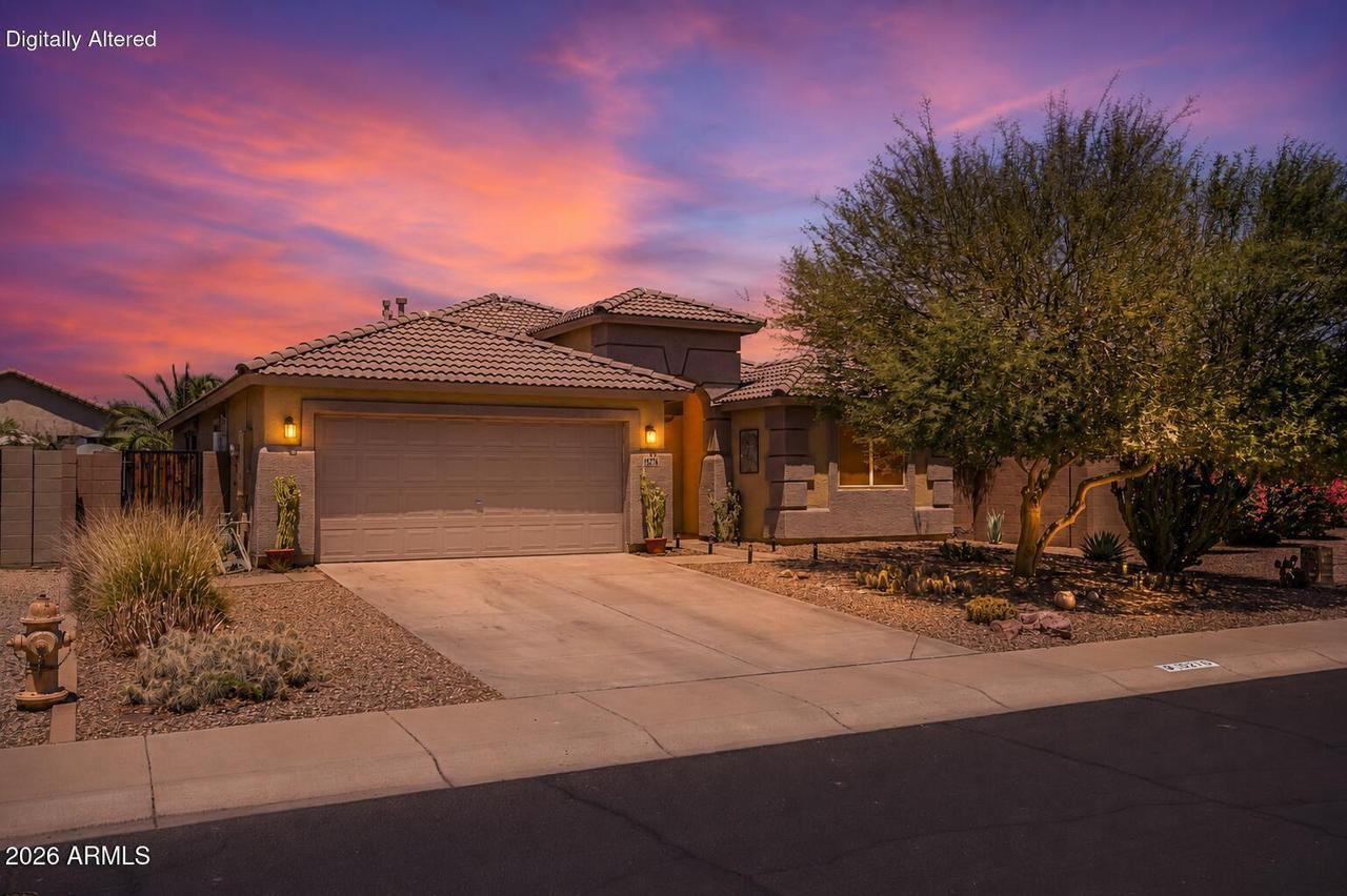 15276 W Laurel Ln., Surprise, AZ 85379