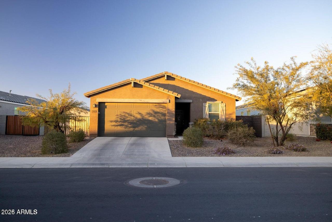 3982 E Sidesaddle Rd., San Tan Valley, AZ 85140