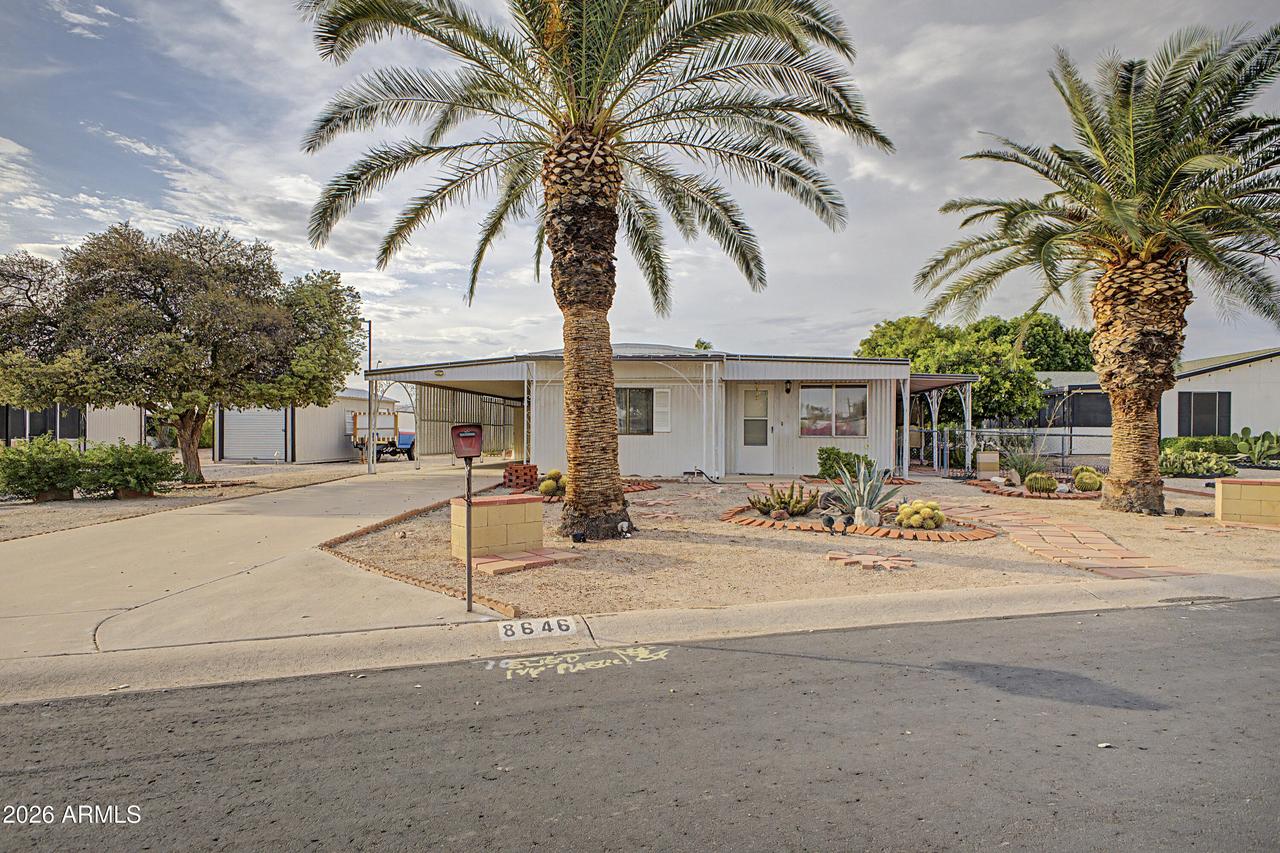 8646 E Dulciana Ave., Mesa, AZ 85208